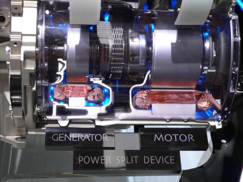 p2_schnitt_powertrain.jpg p2_schnitt_powertrain.jpg