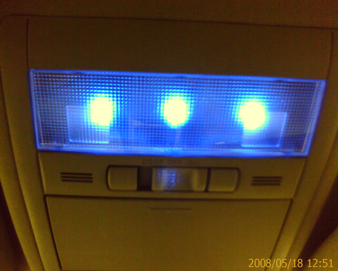 blue_light1.jpg