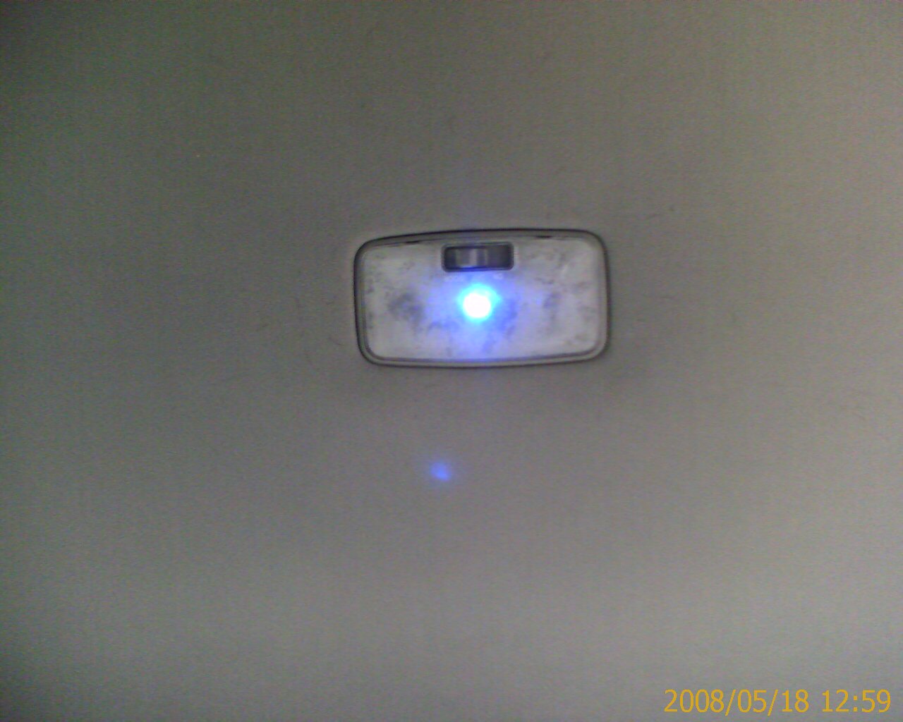 blue_light3.jpg