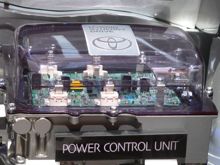 p2_schnittmodell_inverter.jpg